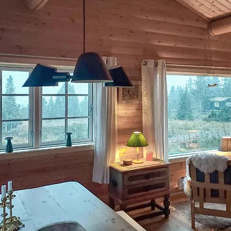 3 Bedroom Lovely In بيت للعطل Sjusjoen